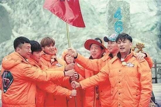 《极限挑战5》播出时间已定,看到男人帮阵容后,心疼跑男粉丝