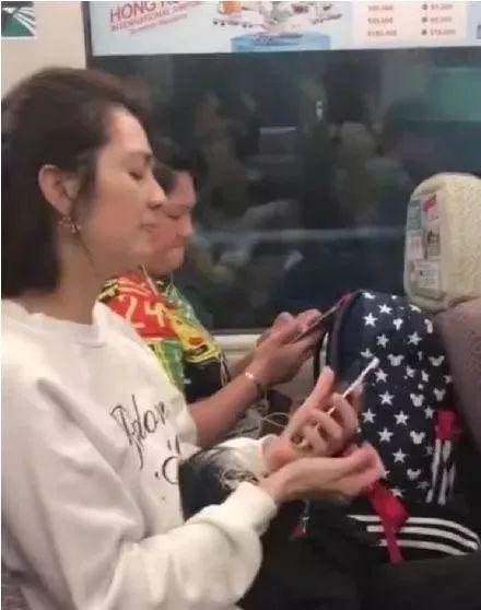 张丹峰宣布毕滢辞职,"捕峰捉滢"真的结束了吗?