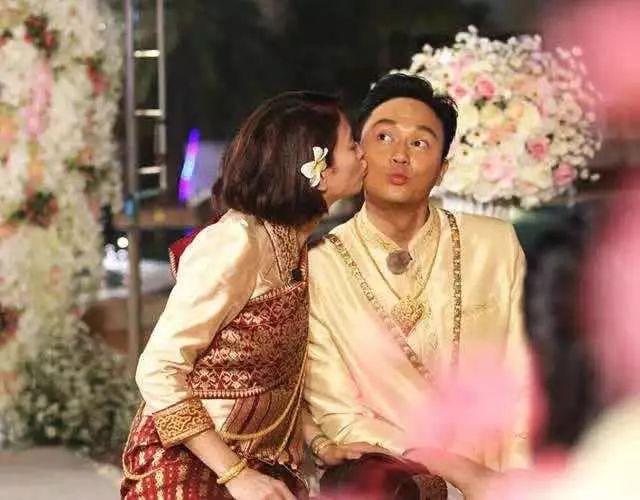 袁咏仪自爆曾做富商小三:张智霖喜欢我就够了