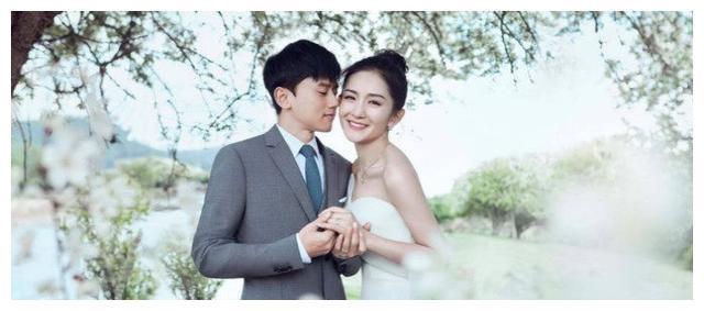 张杰谢娜双胞胎女儿正脸照首曝光!网友像谢娜多一点……