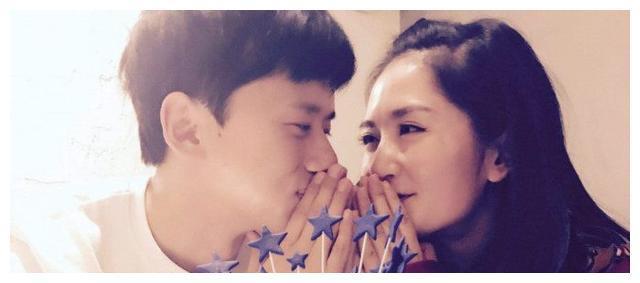 张杰谢娜双胞胎女儿正脸照首曝光!网友像谢娜多一点……