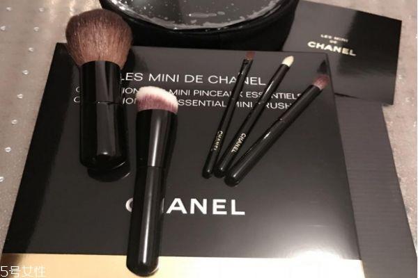 香奈儿粉底刷好用吗 香奈儿粉底刷怎么用 香奈儿粉底刷好用吗 香奈儿粉底刷怎么用