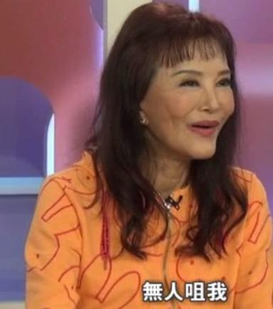 74岁白韵琴上演30年姐弟恋,丈夫被讽软饭王,如今两人身价达4亿