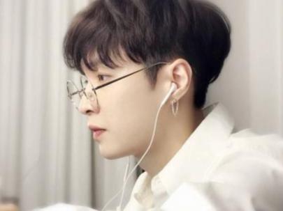 张艺兴室外抽烟上热搜,明星的私生活被扒光,这事你怎么看?