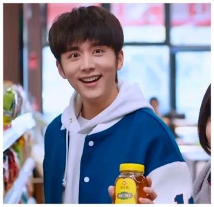 张新成有喜欢的人了?歌单都是表白情歌,网友:希望是谭松韵