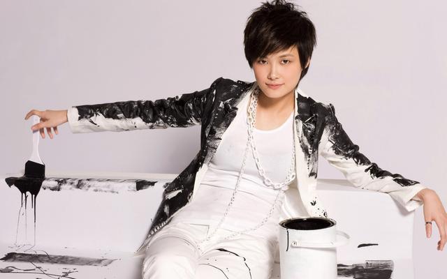 李宇春重回微博,从开学到毕业只是你一条微博的时间