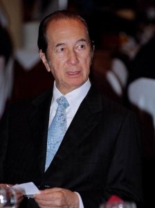 何鸿燊98岁生日,为何原配一脉无人出席?背后原因让人细思极恐