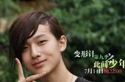 《变形计》中走出的李宏毅,打烂一手好牌,被亲哥拖后腿赔款缠身