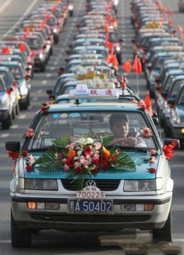 国内最牛婚车,你见过几个,你结婚时婚车够牛吗?