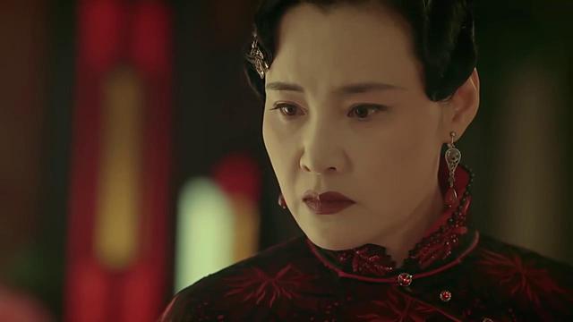 《灵魂摆渡》风华绝代的白牡丹,为何在府中自杀,到底发生了什么