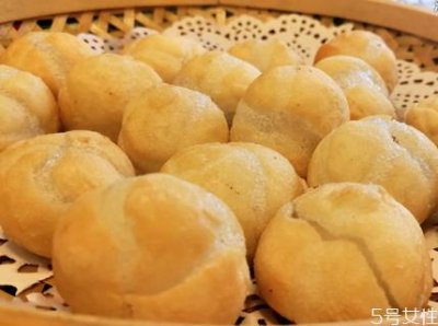 ​炸汤圆是熟炸还是生炸 炸汤圆不爆的做法