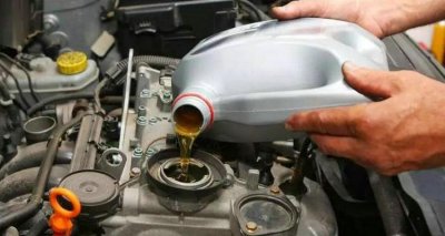 ​全合成机油多长时间一换 全合成机油更换周期