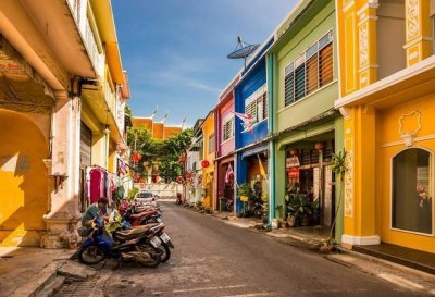 普吉岛上最火的小镇,历史悠久文艺气息浓郁,今成网红打卡地