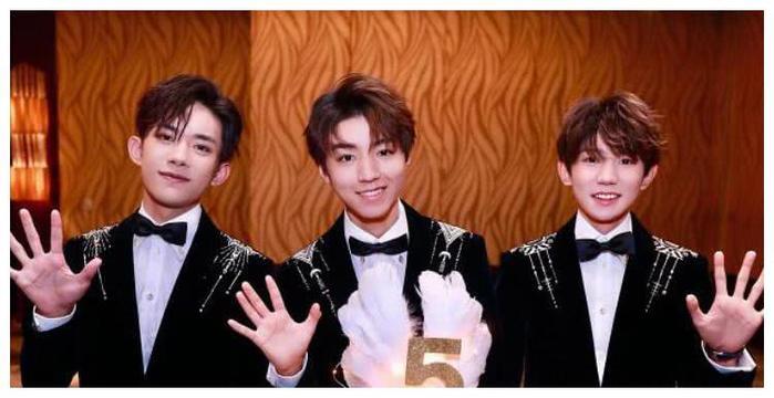 易烊千玺长开了堪称整容,脸上变化最大的地方,很多人都不知道