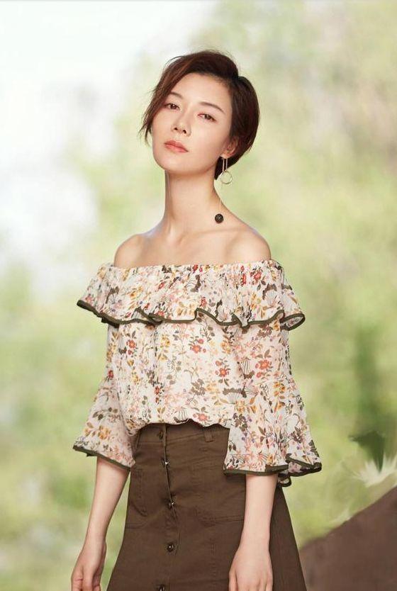 低调了多年,车晓父母身份曝光,难怪富商舍得花3亿分手费