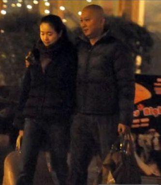 39岁左小青近照,曾是体操运动员,如今嫁大20岁丈夫入了豪门