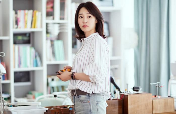 34岁的白百何,硬是把90后的富二代千金,在戏里演活了!