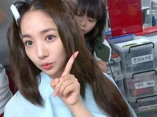 整容最多的女星, 前后简直彷若两人