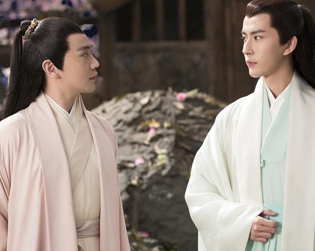 折颜最厉害的本事是这个,墨渊夜华都领教过,但他却不敢对白真用