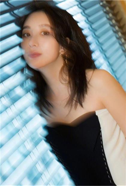 熊乃瑾这身材无敌了,二次曝光写真极具性感,网友:宝强艳福不浅