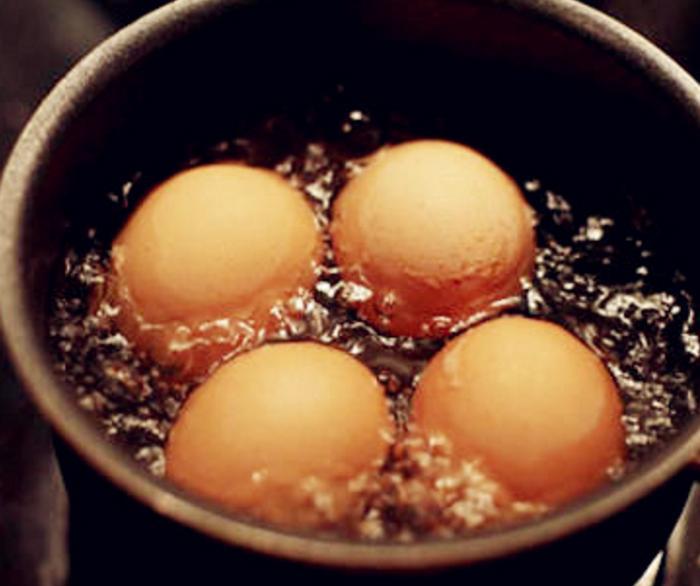 煮茶叶蛋时用绿茶还是红茶?很多人都做错了,难怪吃起来会发苦