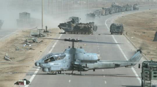 组织38万大军迎战,3天不到600名军官叛变,10个王牌师人间消失