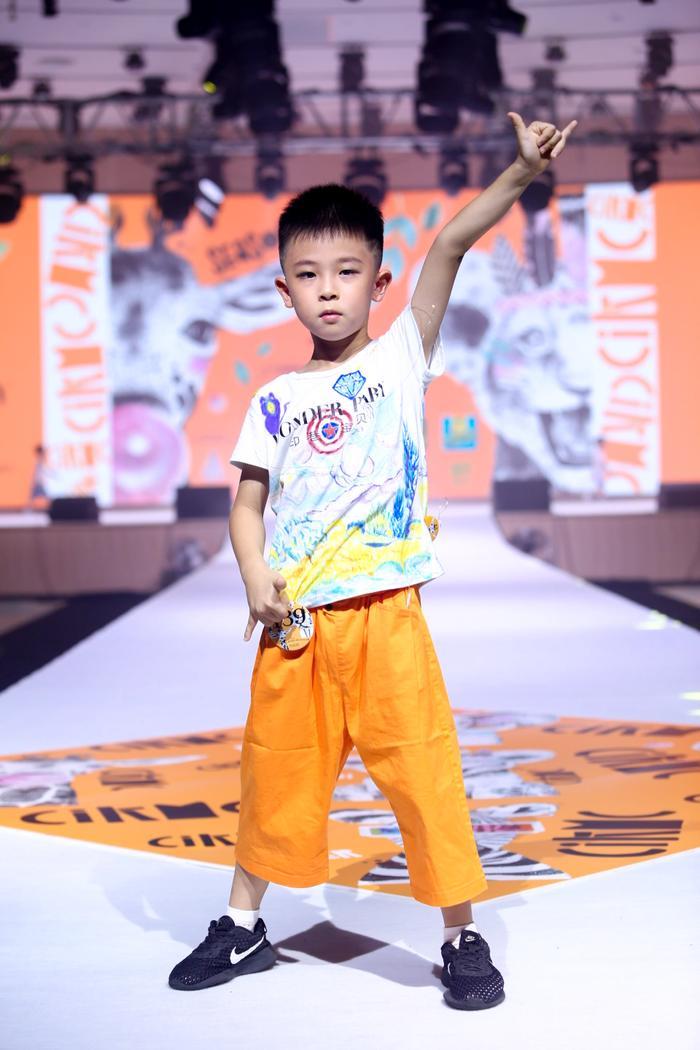 23位山东小超模斩获大奖!中国国际儿童超模大赛总决赛盛大落幕