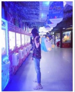 ​主动公开恋情，优质偶像又被发现抽烟，鹿晗还是顶级流量小生吗