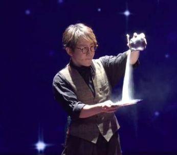 刘谦春晚魔术《魔壶》大揭秘：原来这么简单！