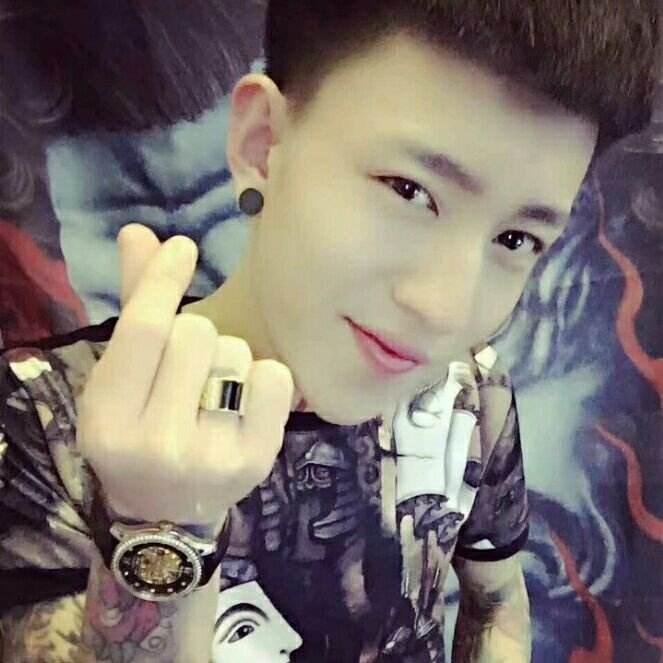 快手“最帅男神”和仙洋成兄弟,原因竟然是快手会降权!