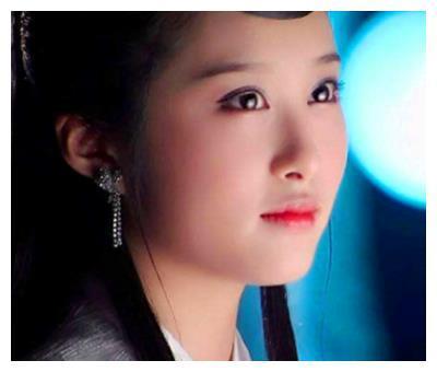 她是“丑女”林无敌,也是最美嫦娥,却因一张照片被张艺谋雪藏!