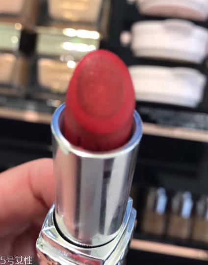 迪奥口红999适合日常素颜吗 人手必备的一支口红
