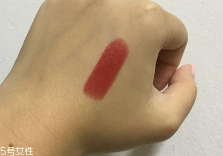 迪奥口红999适合日常素颜吗 人手必备的一支口红
