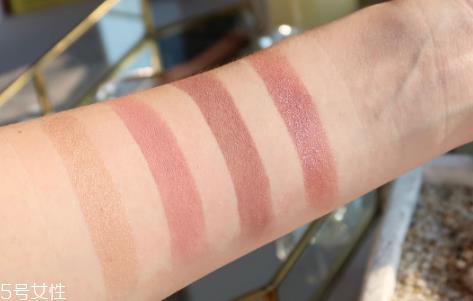 橘朵四色眼影怎么画 让人惊艳为之爆灯