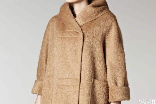 羊驼绒的衣服可以水洗吗 羊驼绒大衣怎么清洗