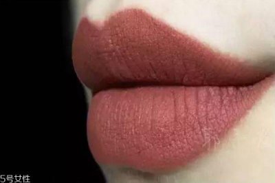 ​橘调豆沙色口红哪款热销 橘调豆沙色口红推荐