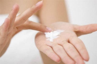 ​手部粗糙去角质可以吗 手部粗糙怎么快速细腻