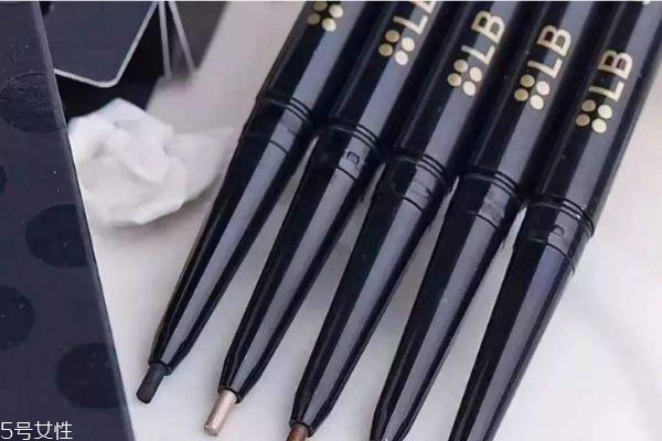 眼线笔画不出来怎么办 使用眼线笔需要注意什么