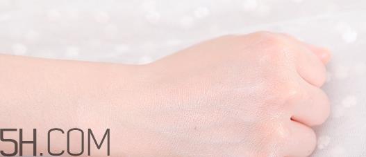 alpha hydrox果酸身体乳好用吗？可以去鸡皮吗？