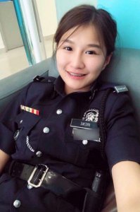 最美女警被骂小偷?真相令人愤怒
