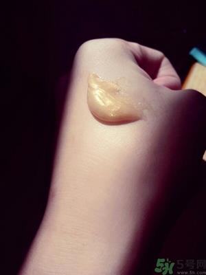 黄金面膜的功效作用 黄金面膜的使用方法