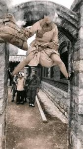 掀衣露肉、特效乱搞,这些侮辱观众的离谱剧情,导演你是认真的吗