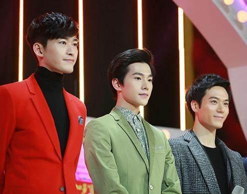 男星同框身高才是硬伤!鹿晗被林更新秒成渣,李易峰真有181cm?