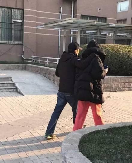 男星同框身高才是硬伤!鹿晗被林更新秒成渣,李易峰真有181cm?