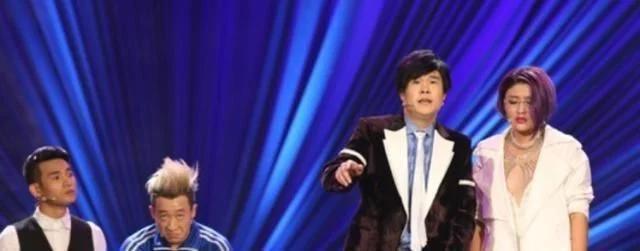 19线演员却坐拥千万豪宅,客厅装饰如酒店大堂,或赵本山孙子