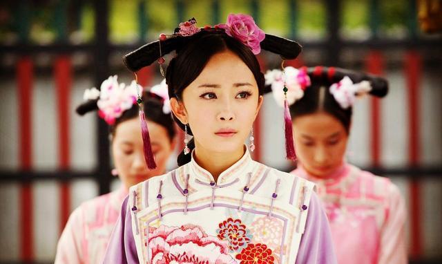 杨幂的4岁、18岁、25岁、30岁、32岁，你被几岁的杨幂惊艳到？