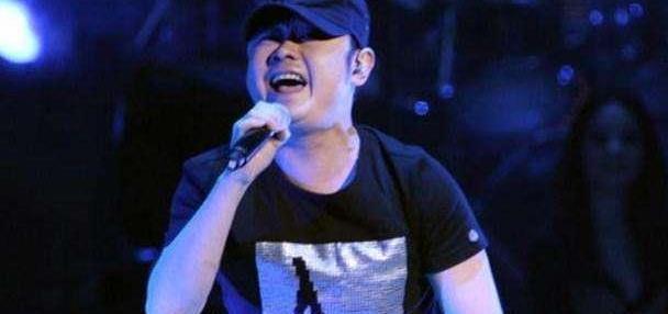 那英曾经嘲笑刀郎唱歌土,那么刀郎到底土不土