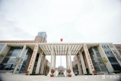 ​十年时间，烟台高新区实验中学“逆袭”崛起