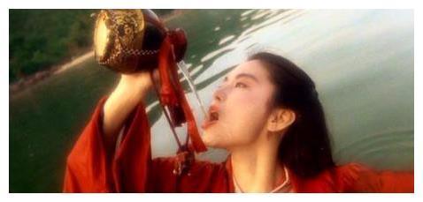 《新白娘子传奇》原定许仙的扮演者竟然是她！却因片酬太高请不起