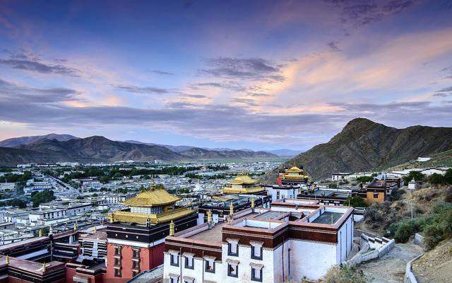 中国藏传佛教格鲁派六大寺院,你去过哪一个?
